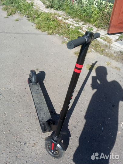 Электросамокат tribe