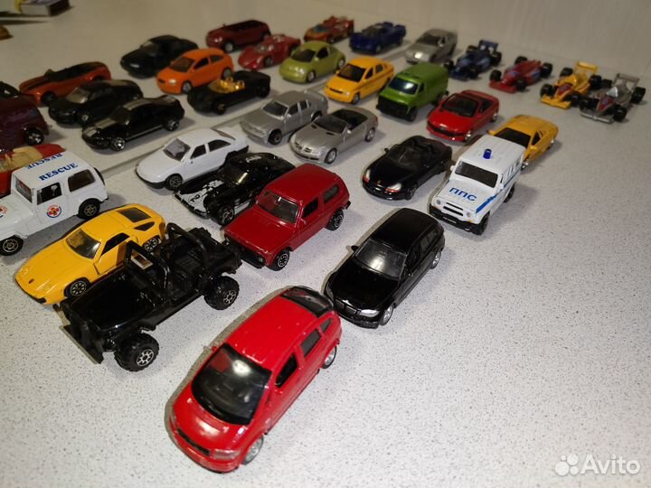 Модели автомобилей,металлические