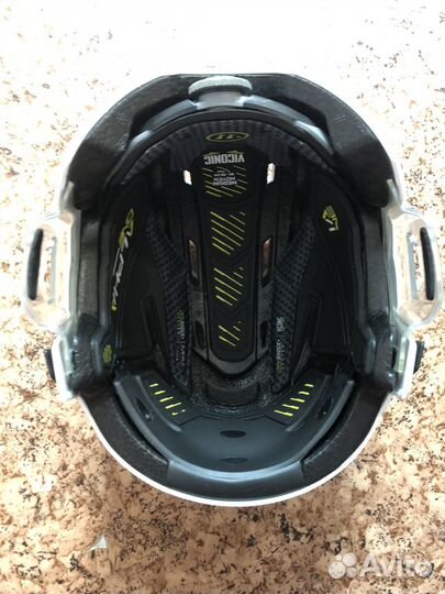 Шлем хоккейный warrior