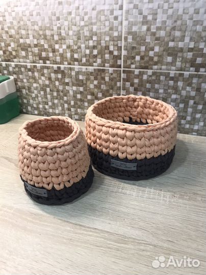 Вязанные корзинки, кашпо, шкатулки