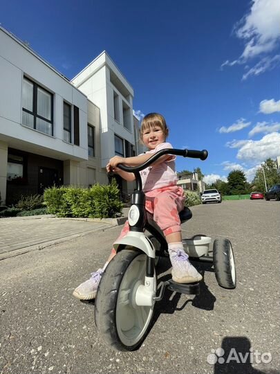 Трехколесный велосипед