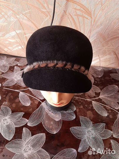 Шляпа фетровая женская