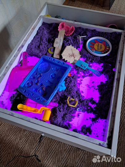 Световой стол-планшет для рисования песком