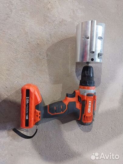 Устройство для снятия оксидного слоя