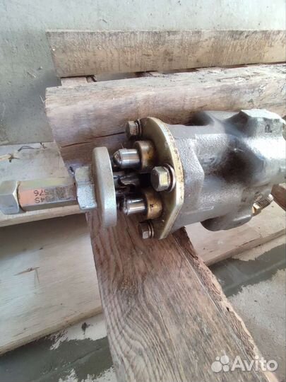 Продам джойстик управления экскаватора Хитачи