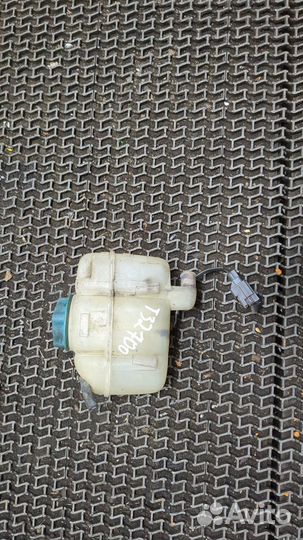 Бачок расширительный Volvo XC70, 2007