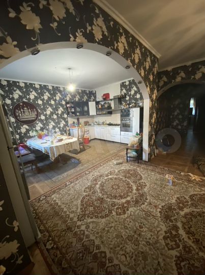 Дом 345 м² на участке 20 сот.