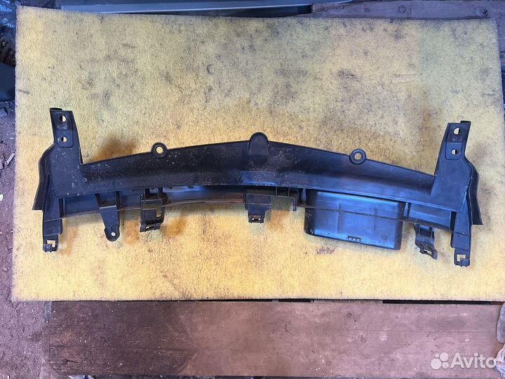 Воздухозаборник дефлектор Мерседес w253 x253