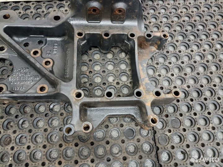 81413130013 Кронштейн рессоры передней левый