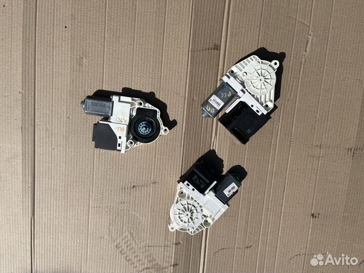 Моторчик стеклоподъемника Фольксваген Пассат сс