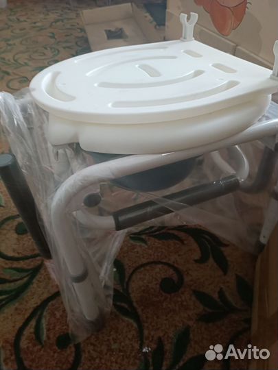 Стульчик для инвалидов