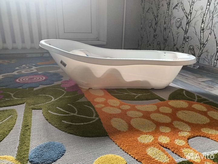 Ванночка для купания с горкой