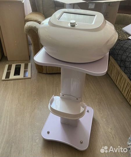 Стойка подставка тележка тумбочка с колесами