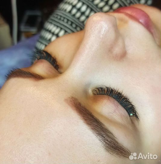 Наращивание ресниц на дому