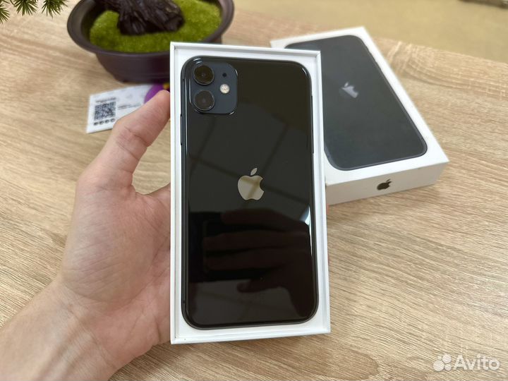 iPhone 11, 64 ГБ