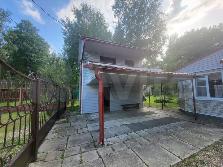 Дом 143 м² на участке 11 сот.