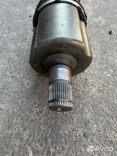 Приводной вал VW Teramont Atlas