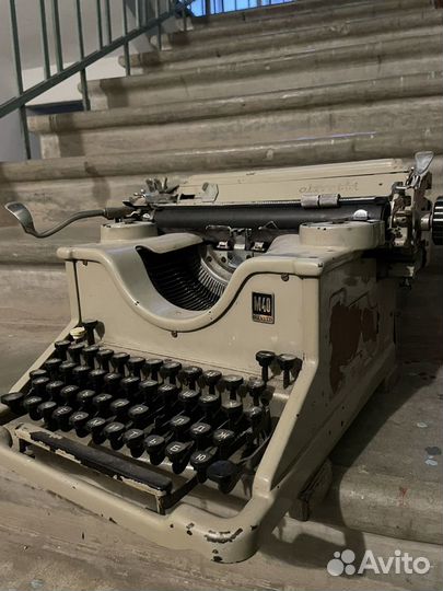 Печатная машинка Olivetti M40 (1930-е)