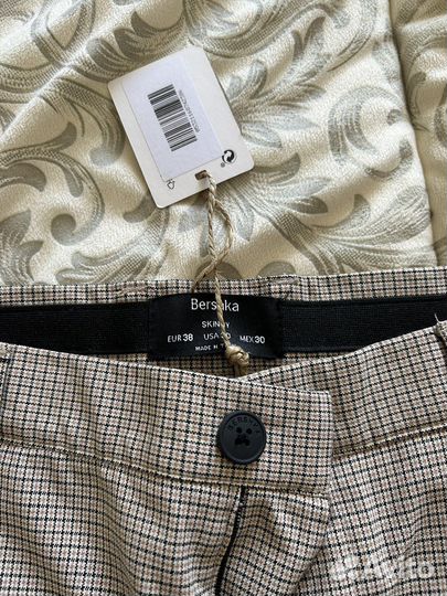Брюки скини Bershka