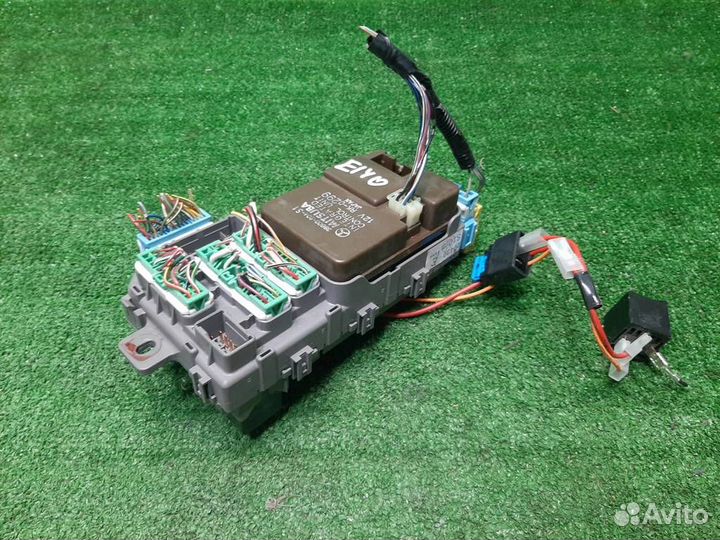 Блок предохранителей салонный Honda CR-V 1 (RD3)