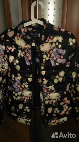 Куртка женская без бирки 48 размер