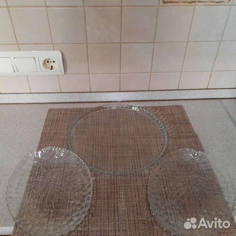 Блюдо и салатники стеклянные