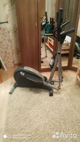Эллиптический тренажер torneo