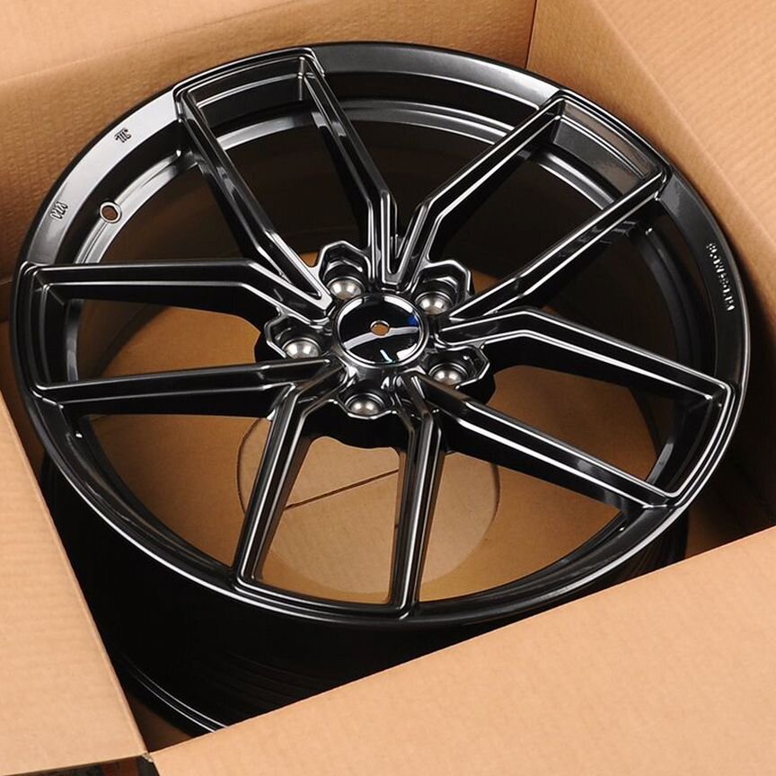 Диски на Volvo XC90, Chery Tiggo 7, Ford Focus KoKo Kuture FF138 7.5x17/5x108 D67.1 ET38 HB литой