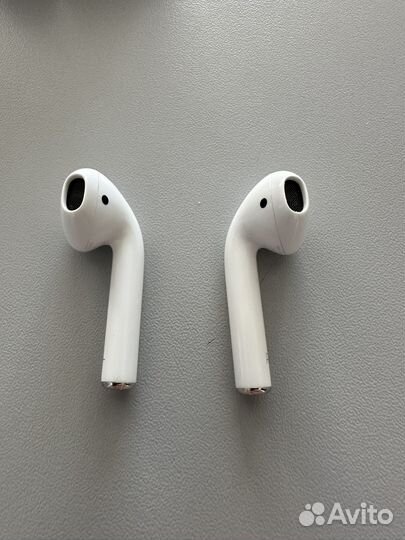 Airpods 1
