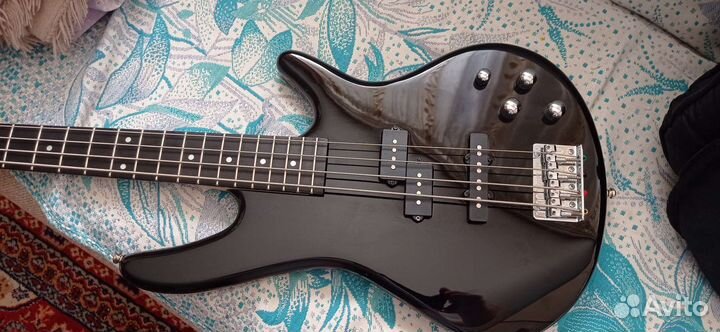 Бас гитара ibanez GSR200 BK