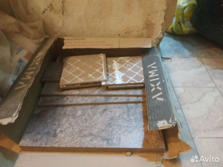 После ремонта осталась напольная плитка