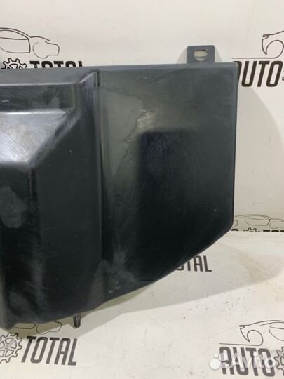 Накладка под торпедо правая Mitsubishi Lancer 10