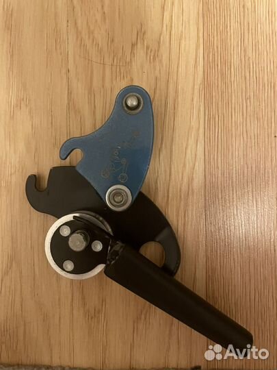 Спусковое устройство