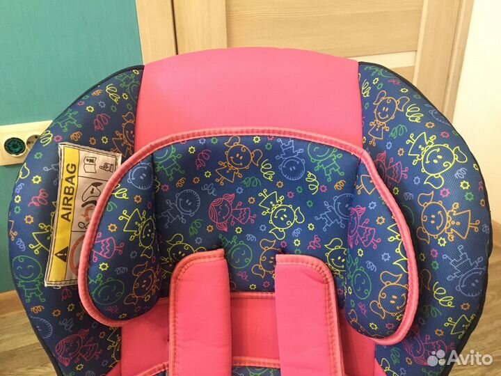 Автомобильное кресло
