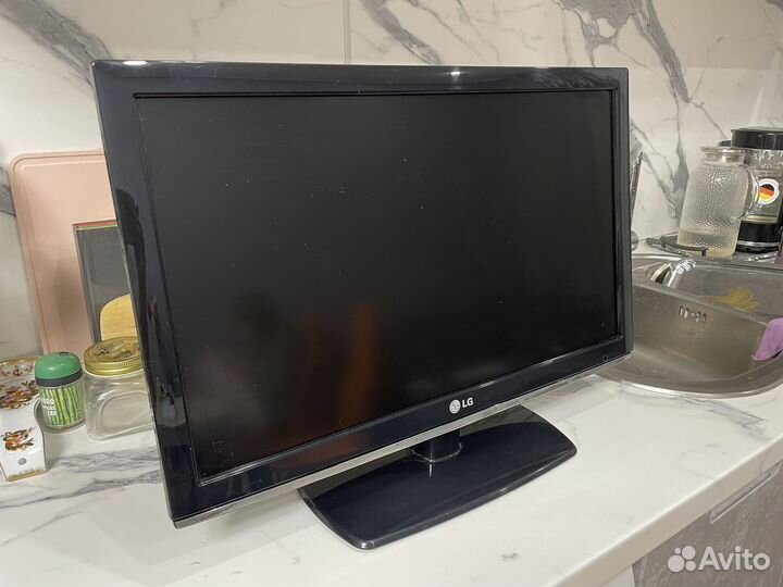 Продаю телевизор Телевизор LG 22LK330
