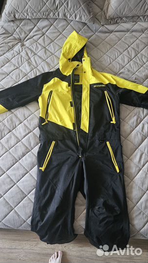 Зимний комбинезон для сноуборда,снегохода,лыж