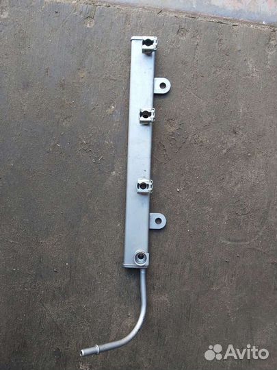 Топливная рампа Mitsubishi Outlander 3