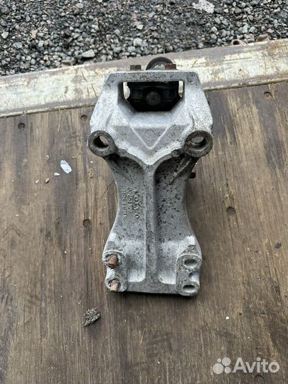 Кронштейн кабины Volvo FH4 20456129