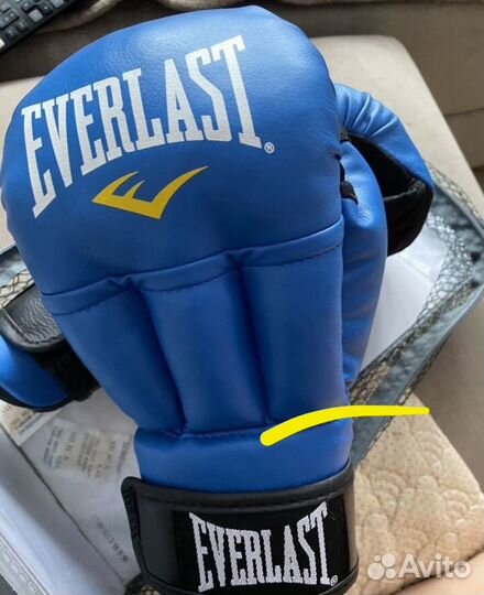 Everlast Боксерские перчатки