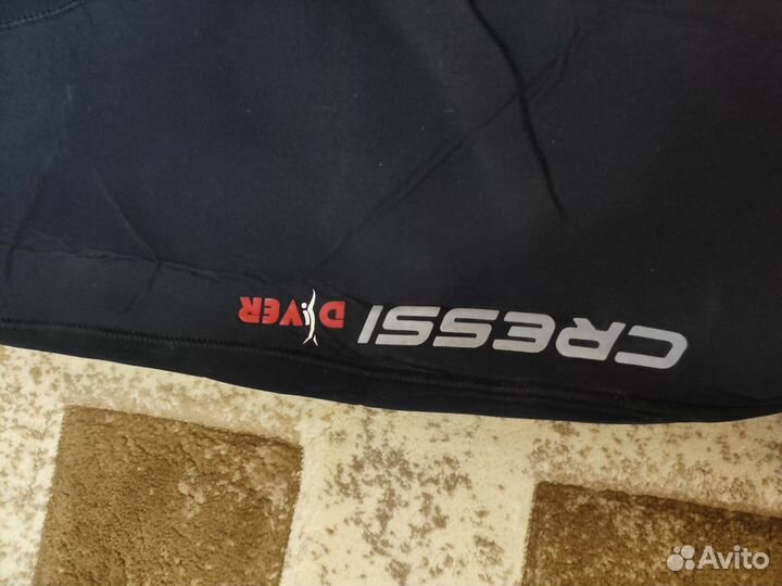 Сухой гидрокостюм