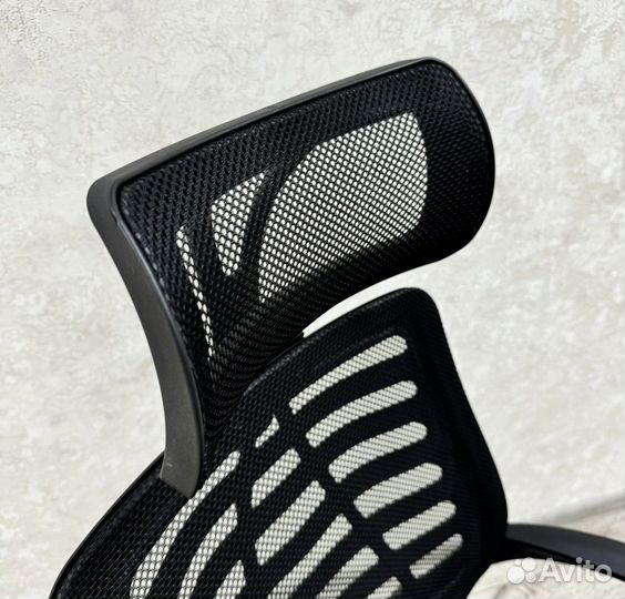 Компьютерное кресло новое