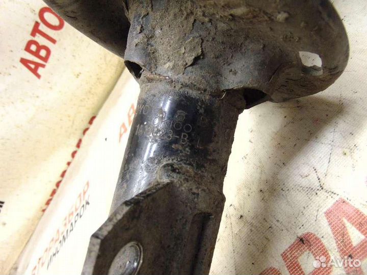 Амортизатор передний левый для Lexus RX 3 / 350 45