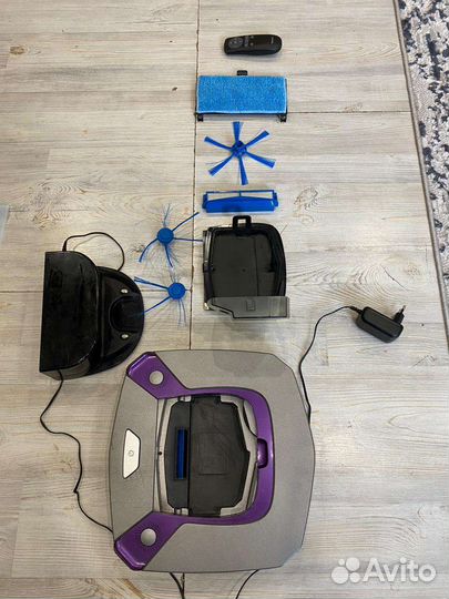 Робот пылесос philips fc 8796