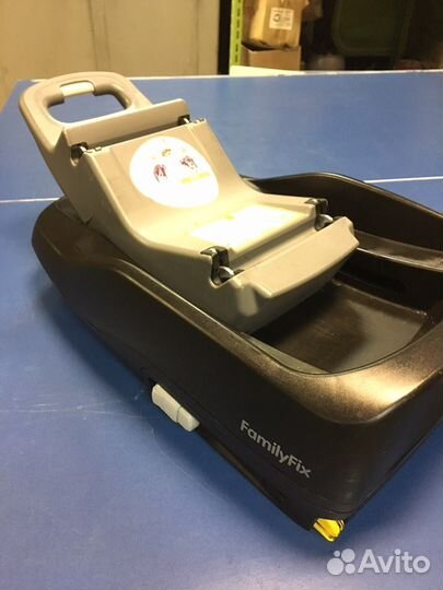 Быза для автокресло maxi-cosi familyFix