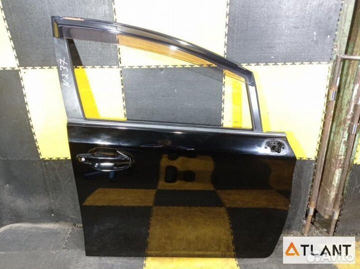 Дверь передний правый toyota wish