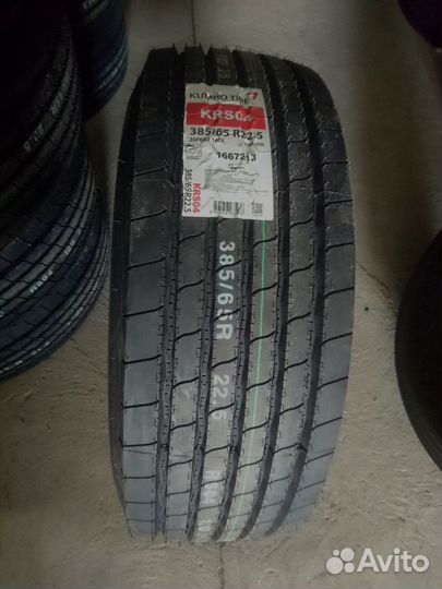 Kumho KLT03 385/55