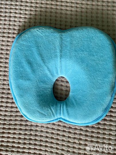 Ортопедическая подушка для новорожденых