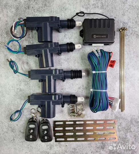 Центральный замок универсальный на все авто