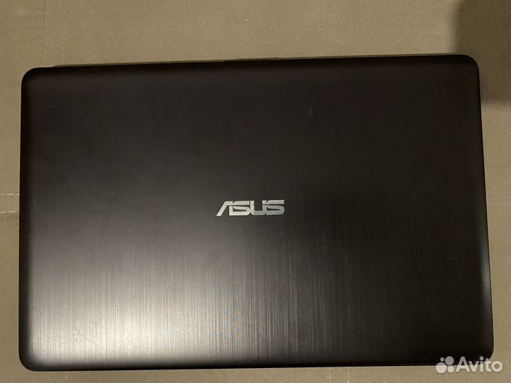 Ноутбук Asus Core i3 8Гб SSD Samsung 250 Гб
