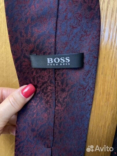 Галстуки мужские hugo boss, gucci, Burberry